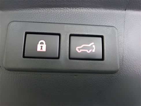 Certified 2025 Subaru Outback Touring XT w/ Tech Package 3 image 19