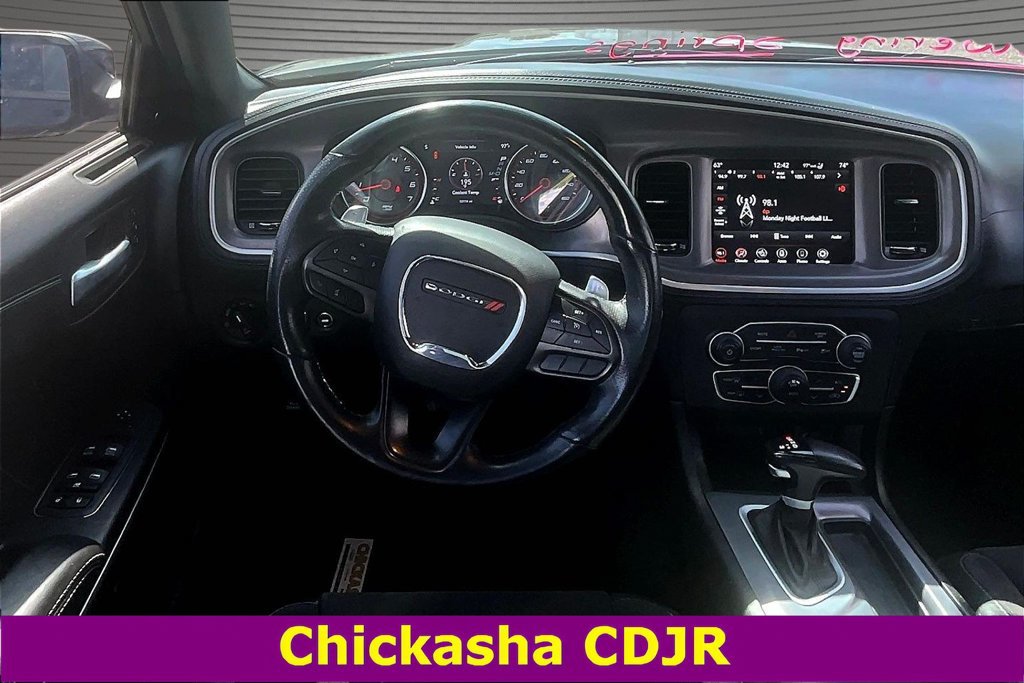 Used 2022 Dodge Charger R/T w/ Plus Group RWD image 8