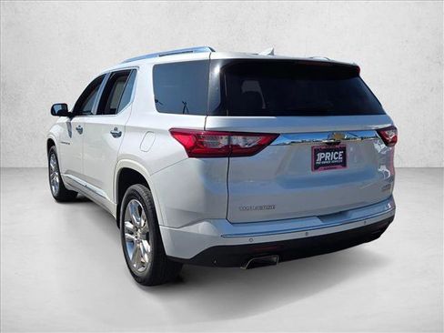 Used 2021 Chevrolet Traverse High Country FWD image 8