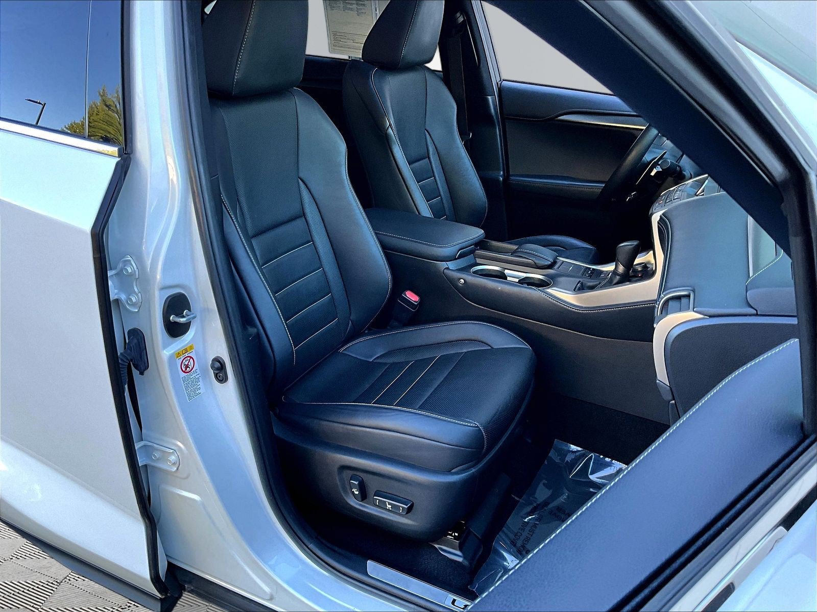 Used 2015 Lexus NX 200t F Sport w/ Navigation System Package FWD image 30