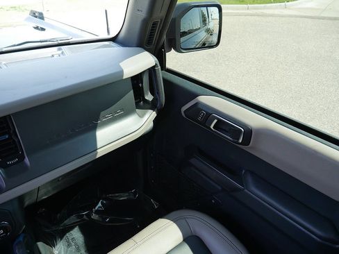 Used 2024 Ford Bronco Wildtrak AWD/4WD image 25