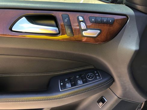 Used 2019 Mercedes-Benz GLS 450 4MATIC image 15