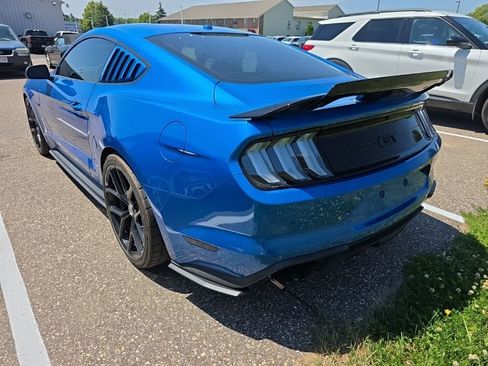 Used 2019 Ford Mustang GT Premium w/ GT Performance Package RWD image 4