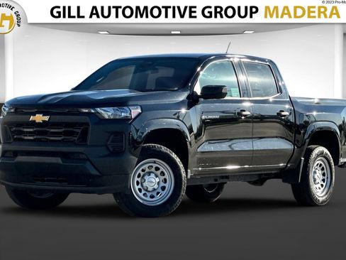 Used 2024 Chevrolet Colorado W/T image 1