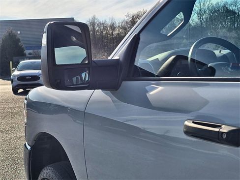 Used 2024 RAM 2500 Big Horn w/ Bed Utility Group image 11