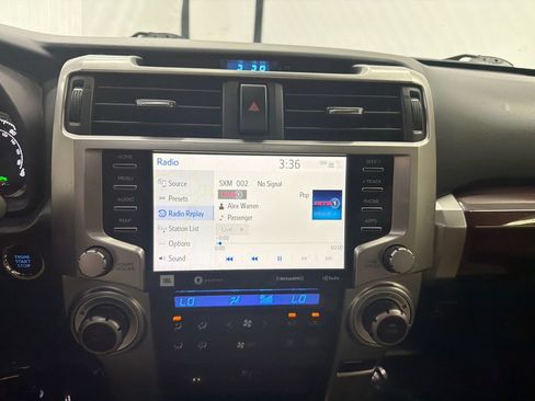 Used 2020 Toyota 4Runner Limited AWD/4WD image 29