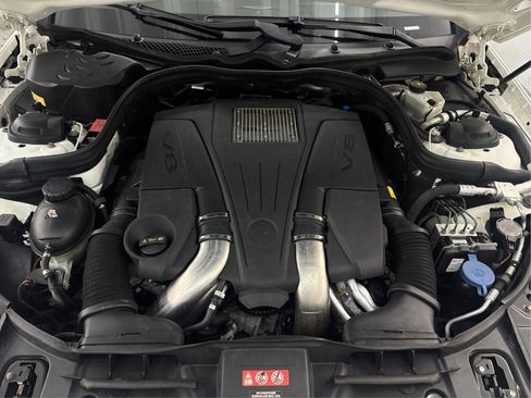 Used 2014 Mercedes-Benz CLS 550 4MATIC image 31