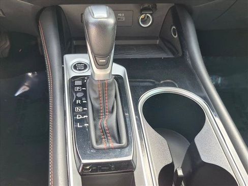 Used 2024 Nissan Altima 2.5 SR w/ SR Premium Package FWD image 12