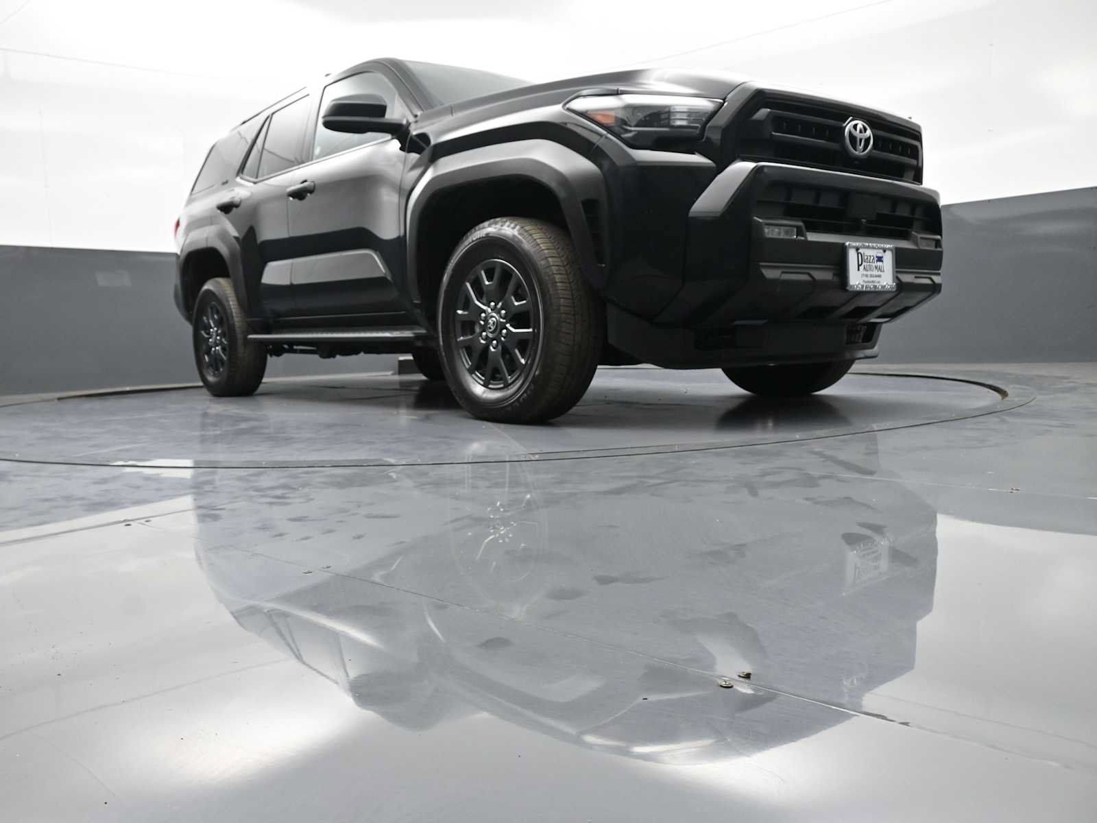 Used 2025 Toyota 4Runner SR5 AWD/4WD image 27
