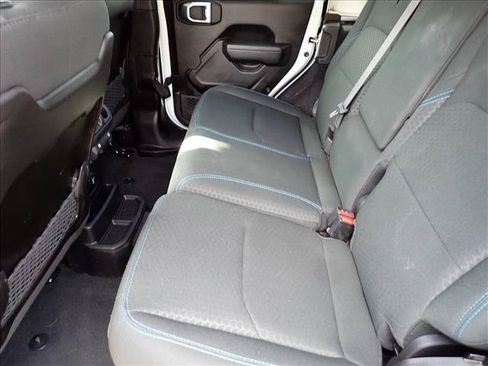Used 2024 Jeep Wrangler Unlimited Rubicon 4xe AWD/4WD image 8