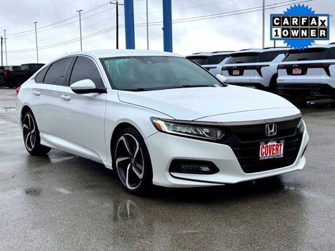 Used 2018 Honda Accord Sport image 4