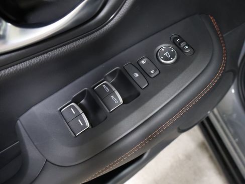 New 2026 Honda HR-V Sport image 13