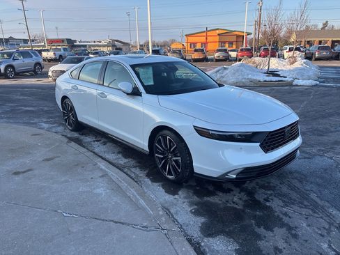 New 2026 Honda Accord Touring image 3