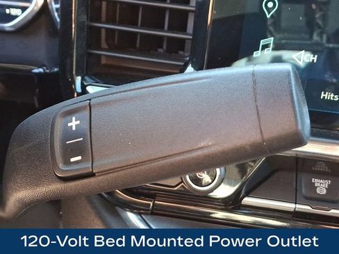 Used 2025 Chevrolet Silverado 3500 High Country image 18