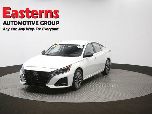 Used 2025 Nissan Altima 2.5 SV image 54