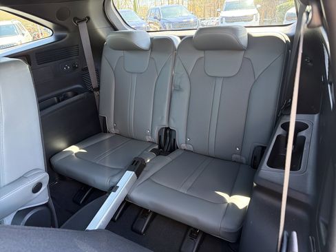 Used 2024 Kia Sorento SX Prestige w/ Sage Leather Package image 19