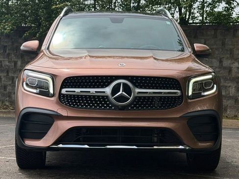 Used 2022 Mercedes-Benz GLB 250 4MATIC image 10