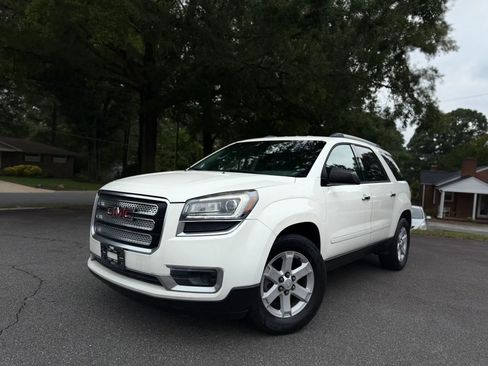 Used 2015 GMC Acadia SLE FWD image 2