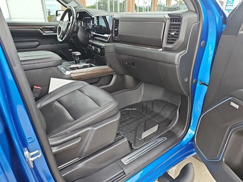 Used 2023 Chevrolet Silverado 1500 RST w/ Convenience Package II AWD/4WD image 28