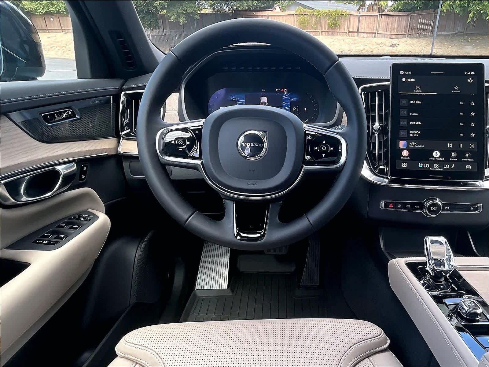 New 2027 Volvo XC90 B6 Ultra AWD/4WD image 15