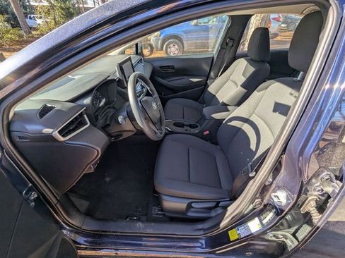 Used 2024 Toyota Corolla LE image 11