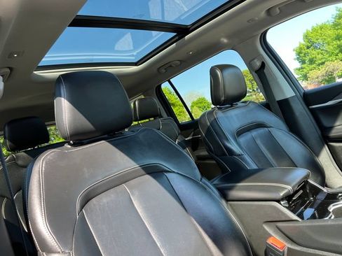Used 2021 Jeep Grand Cherokee L Limited w/ MOPAR Finishing Package AWD/4WD image 37