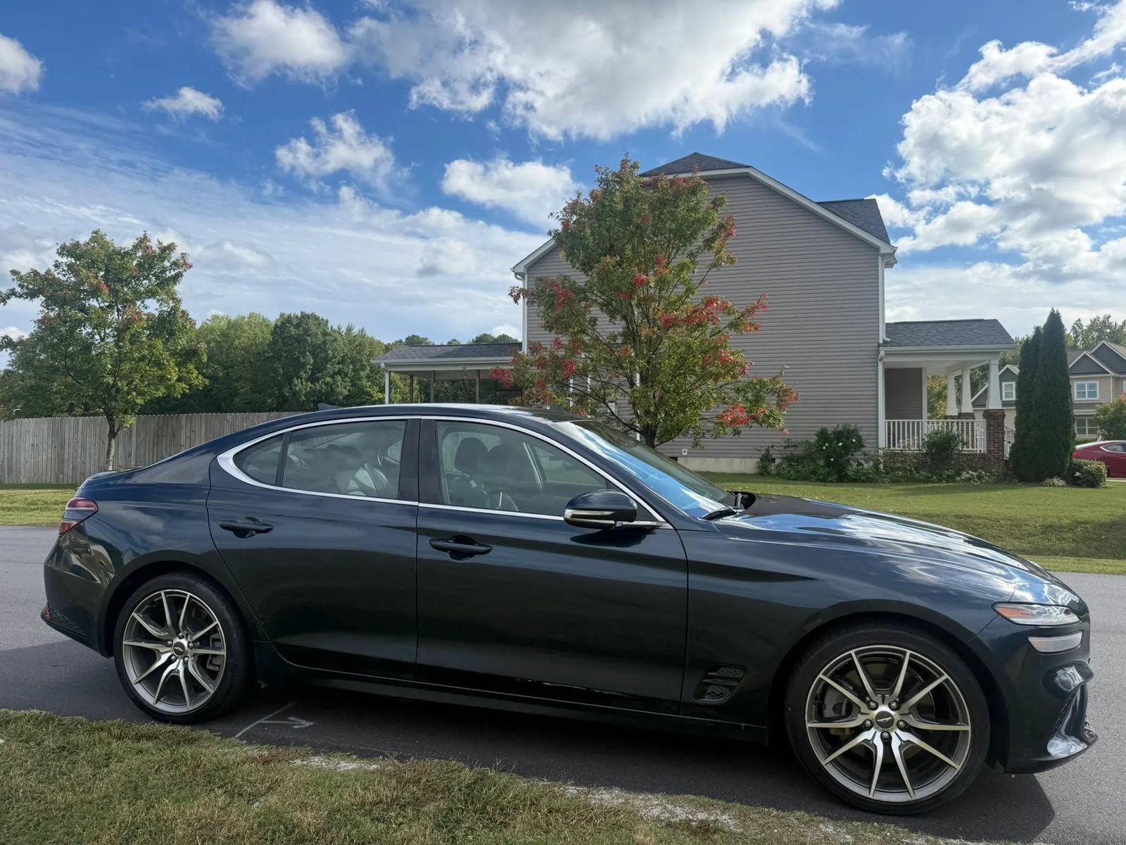 Used 2022 Genesis G70 3.3T RWD image 25