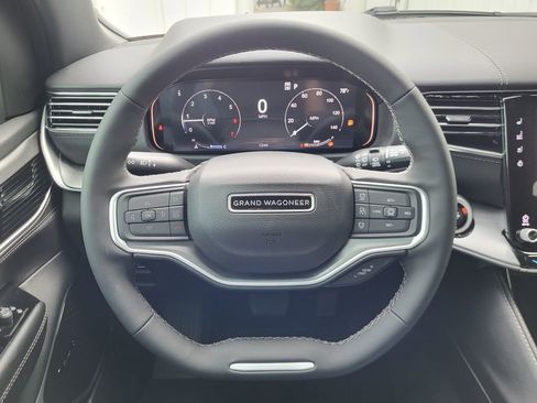 New 2026 Jeep Grand Wagoneer Limited AWD/4WD image 17