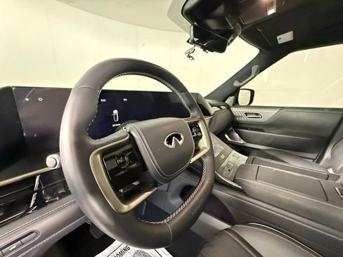 Used 2025 INFINITI QX80 Autograph AWD/4WD image 6