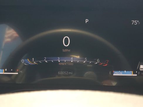 Certified 2024 Jeep Grand Cherokee L Laredo image 28