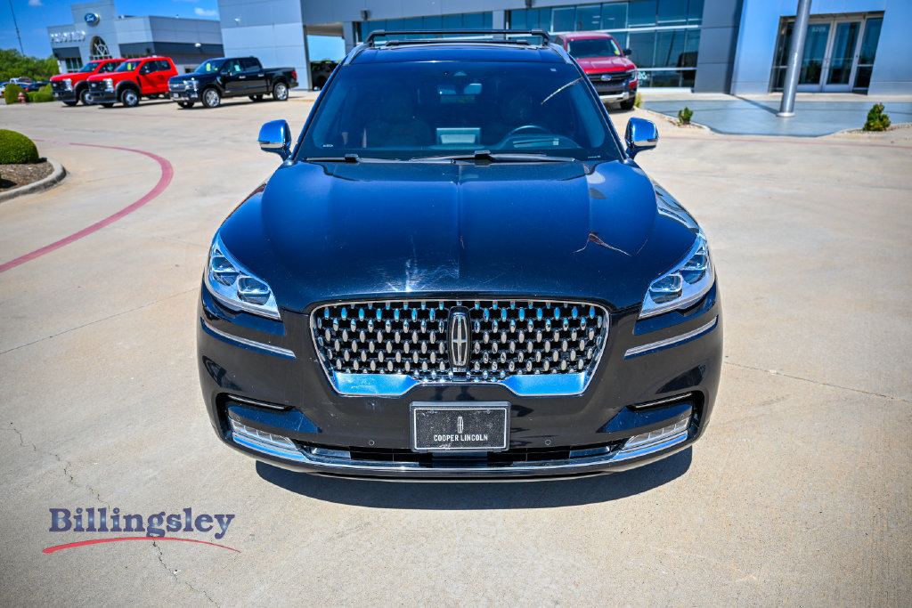 Used 2020 Lincoln Aviator Black Label w/ Class IV Trailer Tow Package AWD/4WD image 2