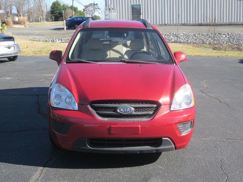 Used 2008 Kia Rondo LX w/ Convenience Pkg image 3
