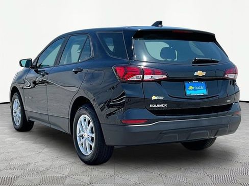 Used 2023 Chevrolet Equinox LS AWD/4WD image 4