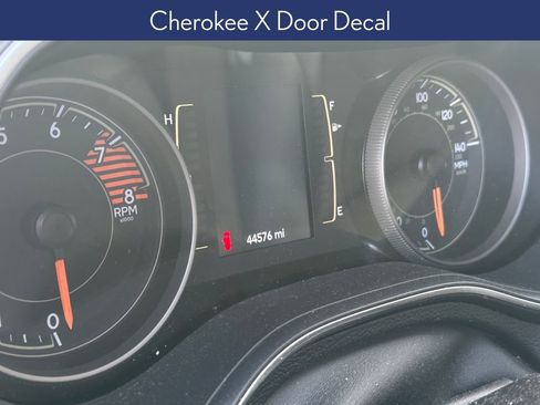 Used 2022 Jeep Cherokee Latitude w/ Sun & Sound Group image 17