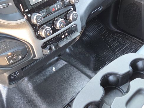 New 2025 RAM 2500 Tradesman w/ Chrome Appearance Group image 17