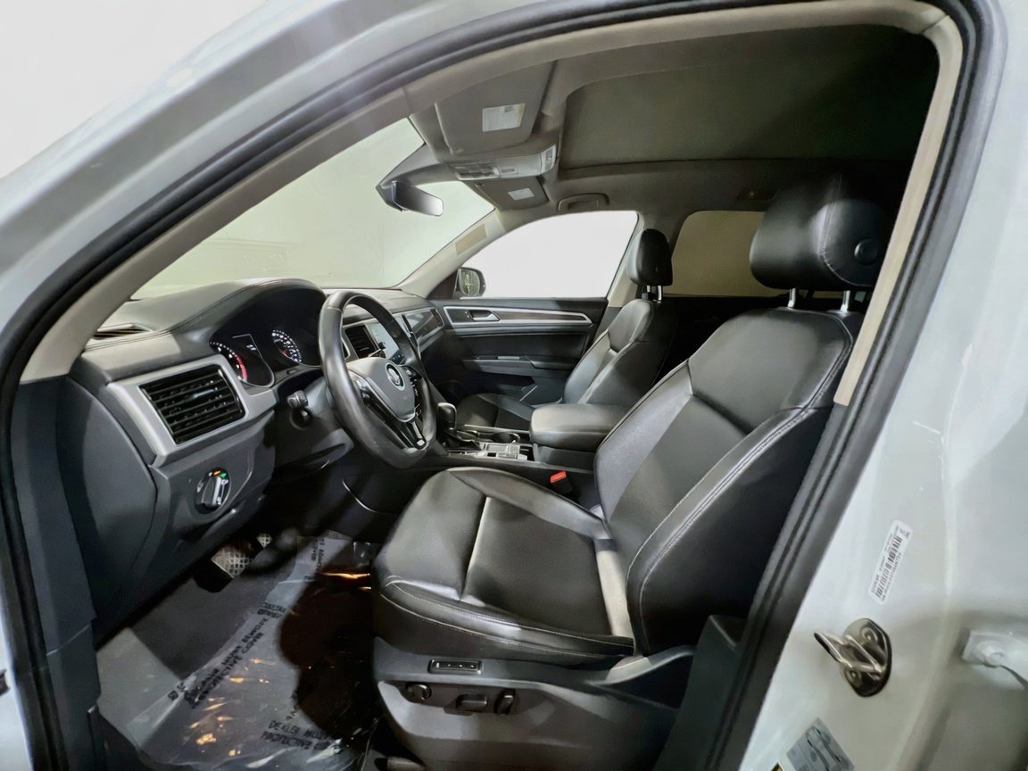 Used 2018 Volkswagen Atlas SEL FWD image 14