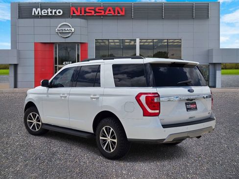 Used 2020 Ford Expedition XLT w/ Equipment Group 201A RWD image 4