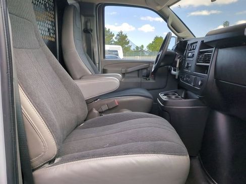 Used 2022 Chevrolet Express 2500 w/ Driver Convenience Package RWD image 28