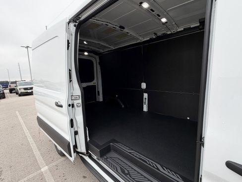 New 2026 Ford Transit 250 148 Medium Roof w/ Load Area Protection Package image 6