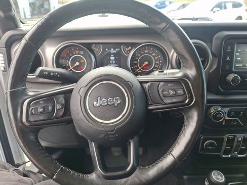 Used 2019 Jeep Wrangler Unlimited Sport S AWD/4WD image 20