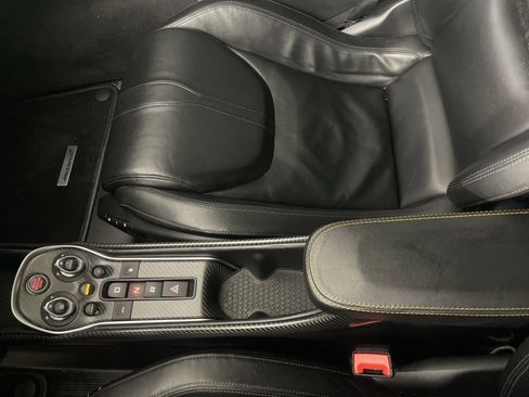 Used 2019 McLaren 600LT image 21