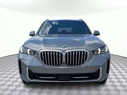 Used 2024 BMW X5 xDrive40i AWD/4WD image 10