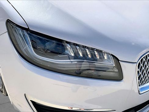 Used 2017 Lincoln MKZ Reserve FWD image 26