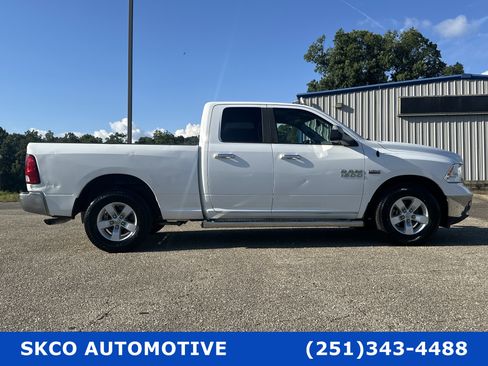 Used 2016 RAM 1500 Classic SLT image 6