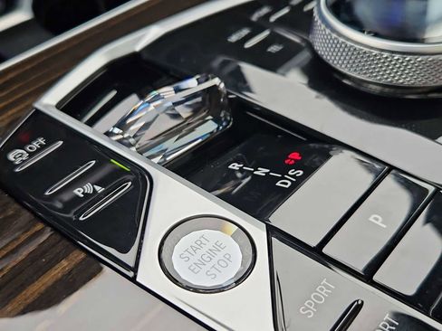 Used 2023 BMW X7 M60i w/ Executive Package image 35