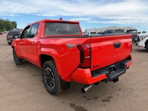 Used 2024 Toyota Tacoma TRD Sport AWD/4WD image 3