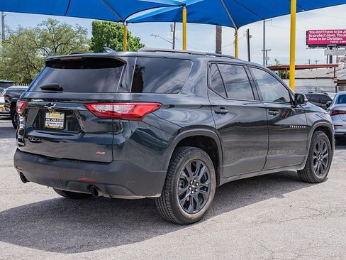 Used 2020 Chevrolet Traverse RS image 5