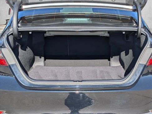 Used 2023 Toyota Camry LE image 6