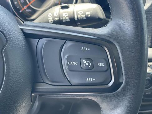 Used 2023 Jeep Wrangler Unlimited Sport AWD/4WD image 9