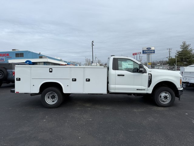 New 2025 Ford F350 XL w/ XL Chrome Package AWD/4WD image 9
